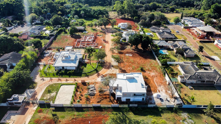 Terreno à Venda, 2.250 m² em Park Way - Brasília