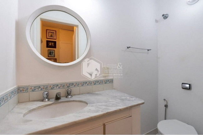 Imagem Casa com 3 Quartos à Venda, 180 m² em Vila Olímpia - São Paulo