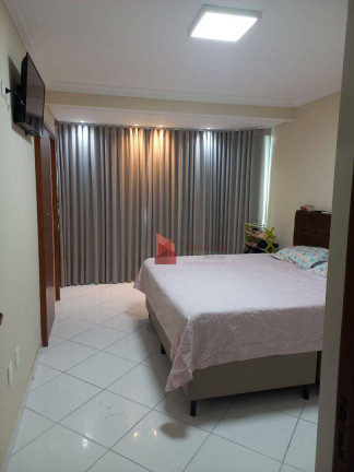 Imagem Sobrado com 3 Quartos à Venda, 180 m² em Ariribá - Balneário Camboriú Imagem Sobrado com 3 Quartos à Venda, 180 m² em Ariribá - Balneário Camboriú