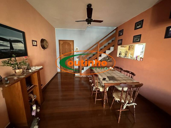 Imagem Cobertura com 4 Quartos à Venda, 238 m² em Tijuca - Rio De Janeiro Imagem Cobertura com 4 Quartos à Venda, 238 m² em Tijuca - Rio De Janeiro