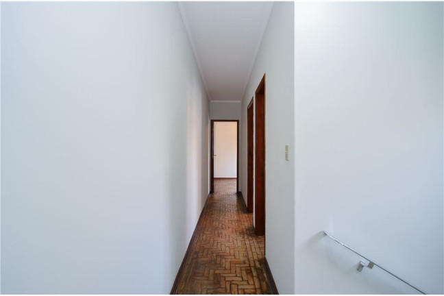 Imagem Casa com 3 Quartos à Venda, 135 m²