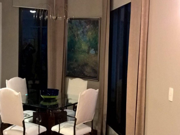 Imagem Imóvel com 4 Quartos à Venda, 205 m² em Vila Nova Conceição - São Paulo