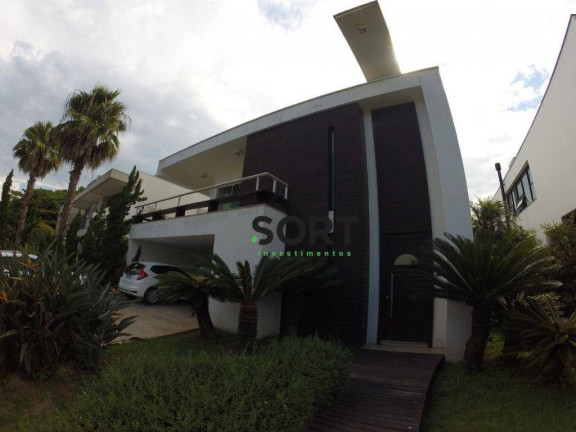 Casa com 2 Quartos à Venda, 460 m² em Praia Brava - Itajaí
