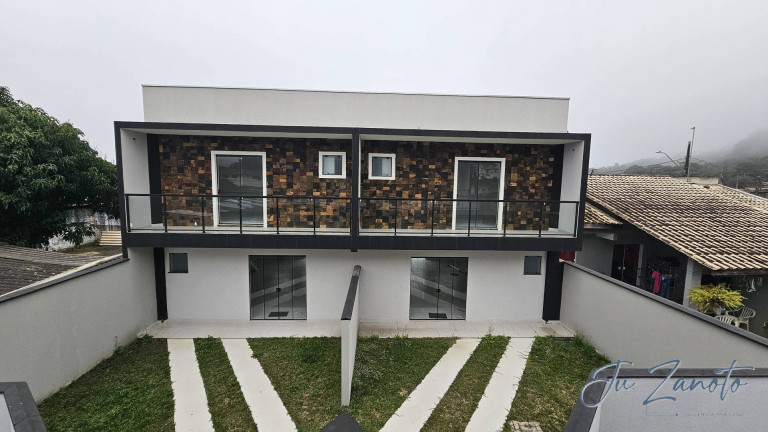 Imagem Sobrado com 3 Quartos à Venda, 119 m² em Sertãozinho - Matinhos Imagem Sobrado com 3 Quartos à Venda, 119 m² em Sertãozinho - Matinhos