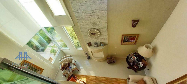 Imagem Casa com 4 Quartos à Venda, 340 m² em Córrego Grande - Florianópolis