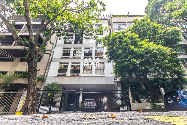 Imagem Imóvel com 2 Quartos à Venda, 80 m² em Copacabana - Rio De Janeiro Imagem Imóvel com 2 Quartos à Venda, 80 m² em Copacabana - Rio De Janeiro