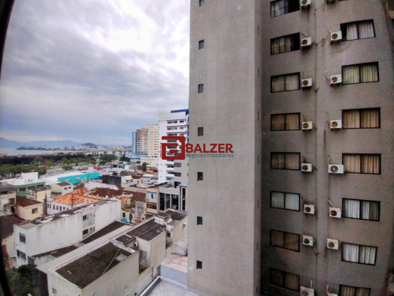 Imagem Apartamento com 3 Quartos à Venda, 140 m² em Centro - Florianópolis Imagem Apartamento com 3 Quartos à Venda, 140 m² em Centro - Florianópolis