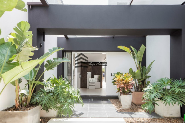 Imagem Casa com 3 Quartos à Venda, 723 m² em Jardim Paulista - São Paulo Imagem Casa com 3 Quartos à Venda, 723 m² em Jardim Paulista - São Paulo