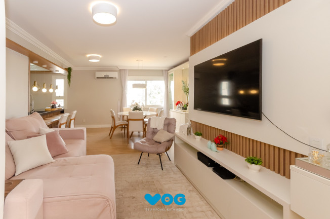 Imagem Imóvel com 3 Quartos à Venda, 127 m² em Petrópolis - Porto Alegre Imagem Imóvel com 3 Quartos à Venda, 127 m² em Petrópolis - Porto Alegre
