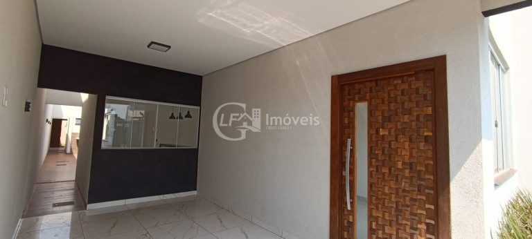 Imagem Casa com 3 Quartos à Venda, 240 m² em Santo Antônio - Campo Grande Imagem Casa com 3 Quartos à Venda, 240 m² em Santo Antônio - Campo Grande