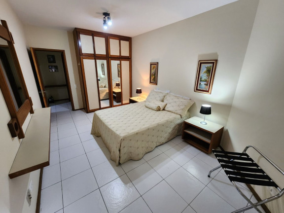 Imagem Imóvel com 1 Quarto à Venda, 55 m² em Copacabana - Rio De Janeiro Imagem Imóvel com 1 Quarto à Venda, 55 m² em Copacabana - Rio De Janeiro