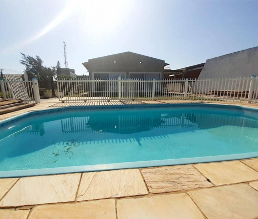 Imagem Casa com 4 Quartos à Venda, 120 m² em Xangri-lá Imagem Casa com 4 Quartos à Venda, 120 m² em Xangri-lá