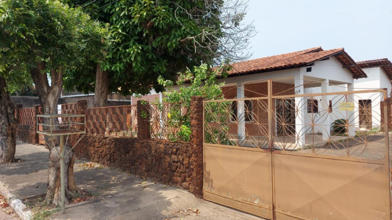 Imagem Casa com 5 Quartos à Venda, 720 m² em Boa Esperança - Cuiabá Imagem Casa com 5 Quartos à Venda, 720 m² em Boa Esperança - Cuiabá