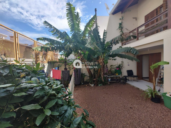 Imagem Casa com 3 Quartos à Venda, 168 m²