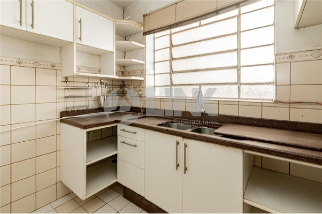 Imagem Apartamento com 3 Quartos à Venda, 113 m² em Cidade Baixa - Porto Alegre Imagem Apartamento com 3 Quartos à Venda, 113 m² em Cidade Baixa - Porto Alegre