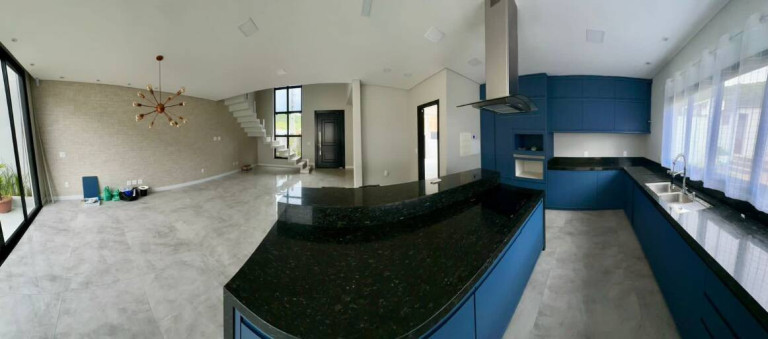 Imagem Casa com 3 Quartos à Venda, 300 m² em Centro - Balneário Camboriú Imagem Casa com 3 Quartos à Venda, 300 m² em Centro - Balneário Camboriú