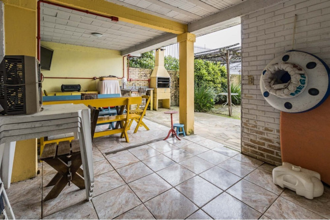Imagem Casa com 3 Quartos à Venda, 464 m² em Santo Antônio - Porto Alegre Imagem Casa com 3 Quartos à Venda, 464 m² em Santo Antônio - Porto Alegre