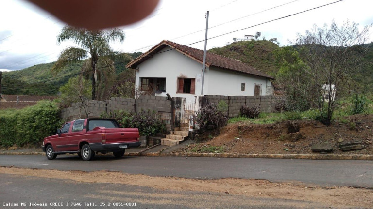 Imagem Casa com 2 Quartos à Venda, 54 m² em Pocinhos Do Rio Verde - Caldas Imagem Casa com 2 Quartos à Venda, 54 m² em Pocinhos Do Rio Verde - Caldas