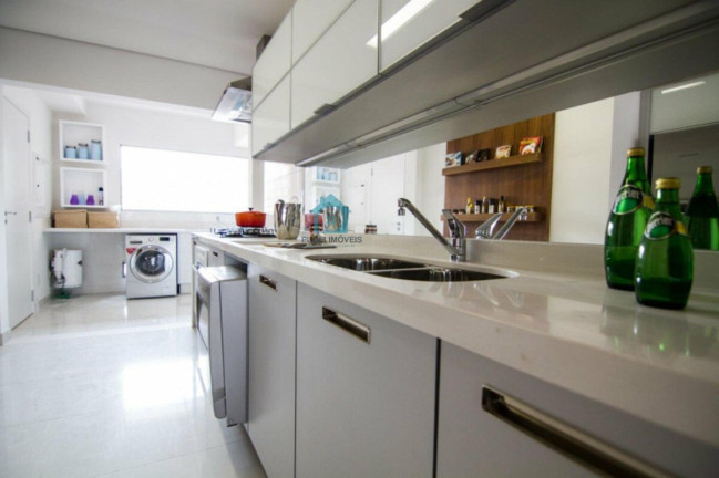 Imagem Apartamento com 4 Quartos à Venda, 256 m² em água Branca - São Paulo