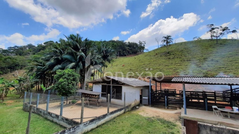 Imagem Chácara com 1 Quarto à Venda, 90 m² em Centro - Paraibuna Imagem Chácara com 1 Quarto à Venda, 90 m² em Centro - Paraibuna