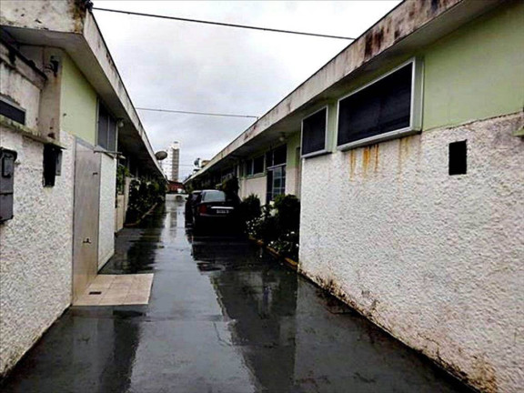 Imagem Casa com 1 Quarto à Venda, 70 m² em Vila Guilhermina - Praia Grande Imagem Casa com 1 Quarto à Venda, 70 m² em Vila Guilhermina - Praia Grande