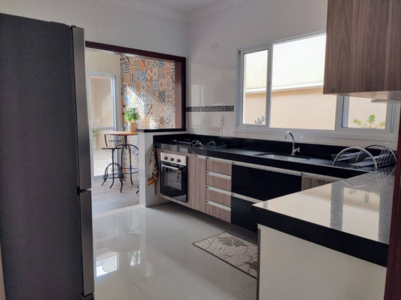Casa de Condomínio com 3 Quartos à Venda, 130 m² em Wanel Ville - Sorocaba