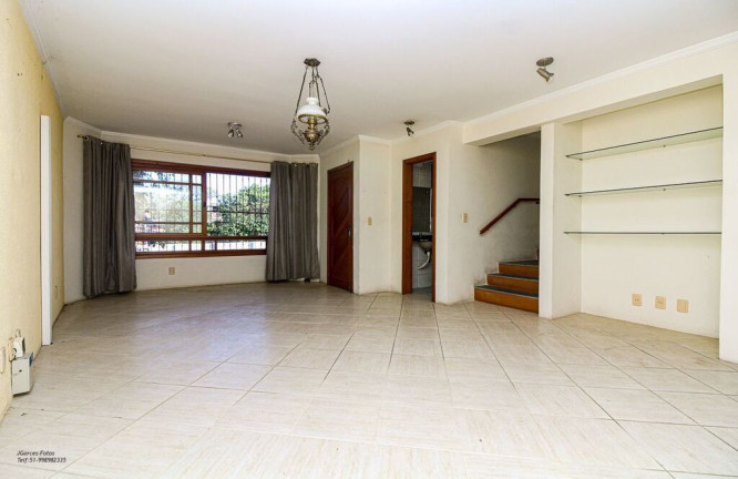 Imagem Casa com 3 Quartos à Venda, 220 m² em Ipanema - Porto Alegre Imagem Casa com 3 Quartos à Venda, 220 m² em Ipanema - Porto Alegre
