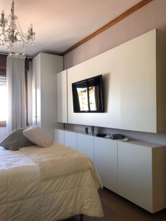 Imagem Apartamento com 3 Quartos à Venda, 96 m² em São João - Porto Alegre Imagem Apartamento com 3 Quartos à Venda, 96 m² em São João - Porto Alegre