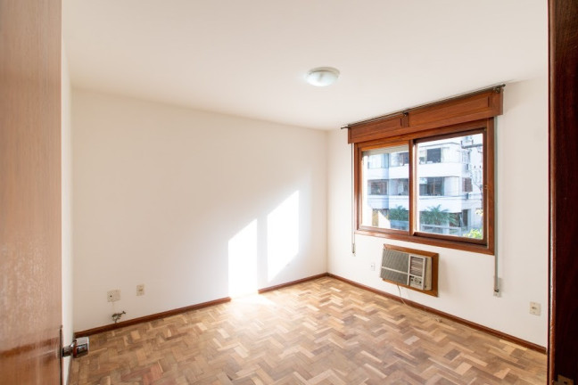 Imagem Apartamento com 3 Quartos à Venda, 122 m² em Jardim Lindóia - Porto Alegre Imagem Apartamento com 3 Quartos à Venda, 122 m² em Jardim Lindóia - Porto Alegre