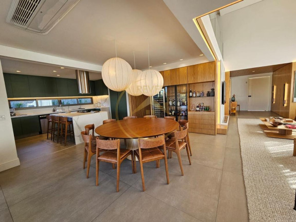 Imagem Casa com 3 Quartos à Venda, 330 m² em Alphaville Dom Pedro - Campinas Imagem Casa com 3 Quartos à Venda, 330 m² em Alphaville Dom Pedro - Campinas