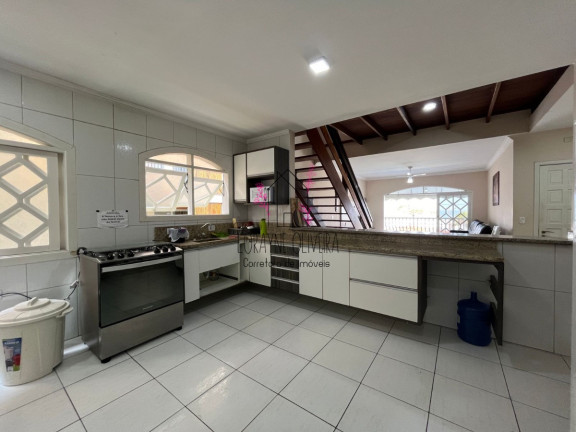 Imagem Cobertura com 4 Quartos à Venda, 194 m² em Praia Grande - Ubatuba