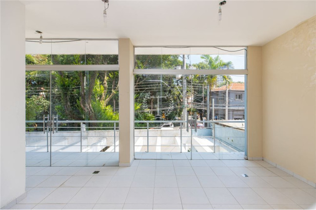 Imagem Casa com 3 Quartos à Venda, 402 m² em Aclimação - São Paulo Imagem Casa com 3 Quartos à Venda, 402 m² em Aclimação - São Paulo