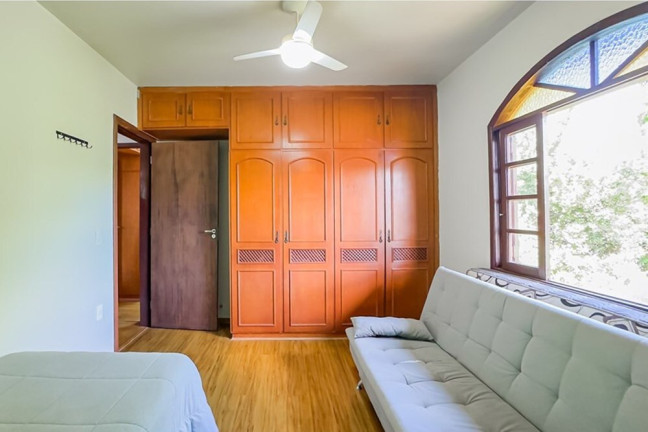 Imagem Casa com 5 Quartos à Venda, 208 m² em Parque Dos Maias - Porto Alegre Imagem Casa com 5 Quartos à Venda, 208 m² em Parque Dos Maias - Porto Alegre