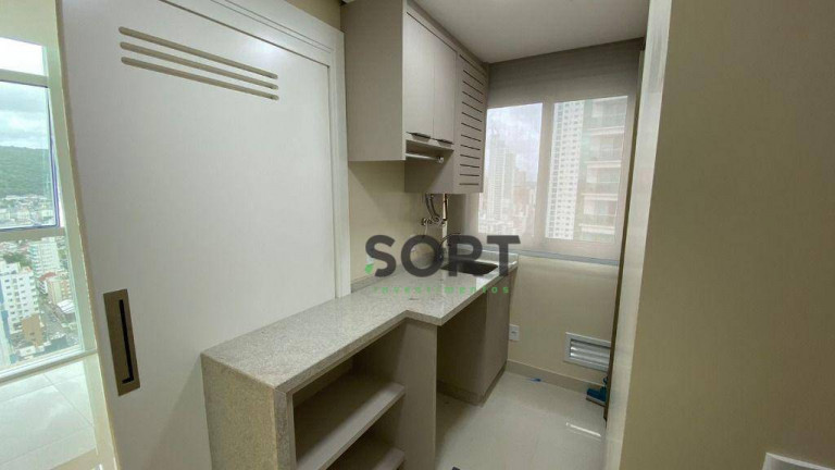 Imagem Apartamento com 4 Quartos para Alugar, 144 m² em Centro - Balneário Camboriú