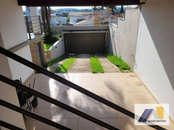 Imagem Casa com 3 Quartos à Venda, 270 m² em Fátima Ii - Pouso Alegre Imagem Casa com 3 Quartos à Venda, 270 m² em Fátima Ii - Pouso Alegre