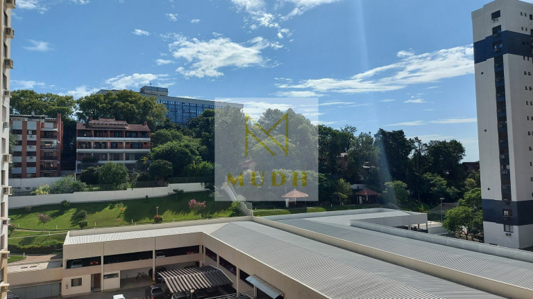 Imagem Casa com 3 Quartos à Venda, 91 m² em Cristal - Porto Alegre Imagem Casa com 3 Quartos à Venda, 91 m² em Cristal - Porto Alegre