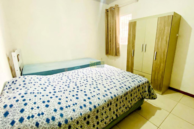 Imagem Casa com 4 Quartos à Venda, 130 m² em José Amândio - Bombinhas Imagem Casa com 4 Quartos à Venda, 130 m² em José Amândio - Bombinhas