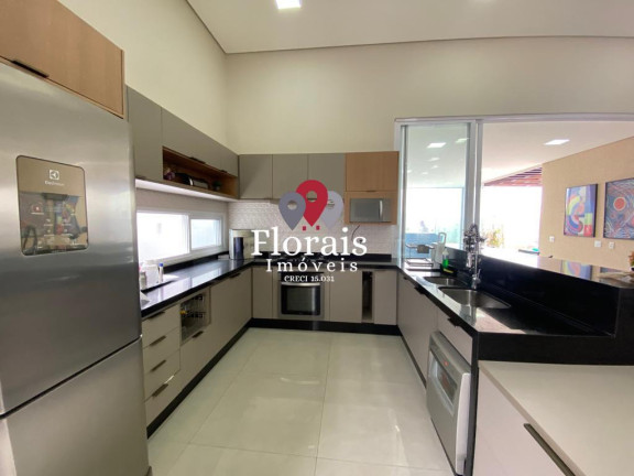 Imagem Casa com 4 Quartos à Venda, 255 m² em Condomínio Florais Itália - Cuiabá Imagem Casa com 4 Quartos à Venda, 255 m² em Condomínio Florais Itália - Cuiabá