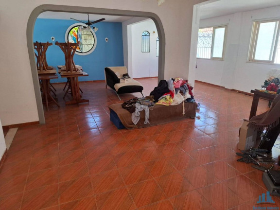 Casa com 3 Quartos à Venda, 180 m² em Itaipu - Niterói