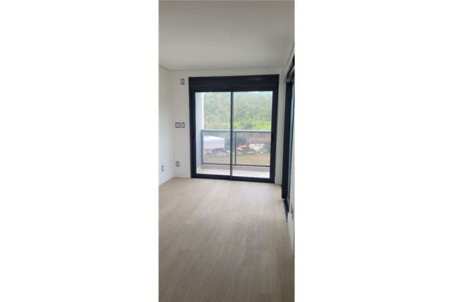 Imagem Imóvel com 3 Quartos à Venda, em Ressacada - Itajaí Imagem Imóvel com 3 Quartos à Venda, em Ressacada - Itajaí