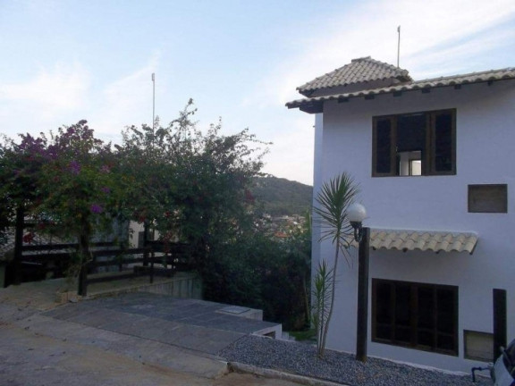 Imagem Casa com 2 Quartos para Temporada, 200 m² em Geribá - Búzios Imagem Casa com 2 Quartos para Temporada, 200 m² em Geribá - Búzios