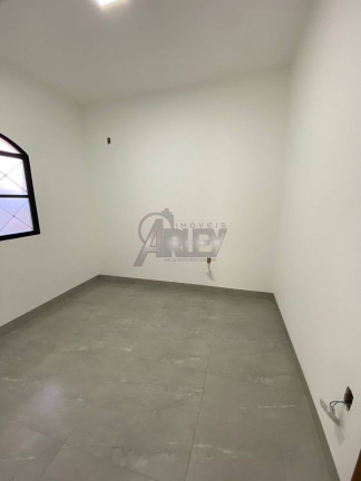 Imagem Casa com 3 Quartos à Venda, 400 m² em Vila Atlântida - Montes Claros Imagem Casa com 3 Quartos à Venda, 400 m² em Vila Atlântida - Montes Claros