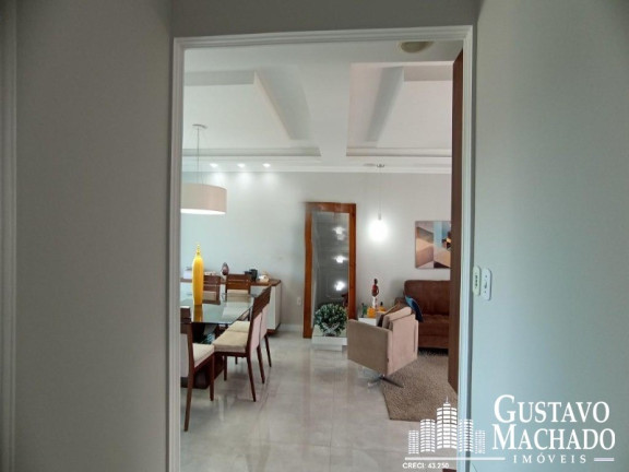 Imagem Casa com 3 Quartos à Venda, 270 m² em Village Santa Helena - Volta Redonda Imagem Casa com 3 Quartos à Venda, 270 m² em Village Santa Helena - Volta Redonda