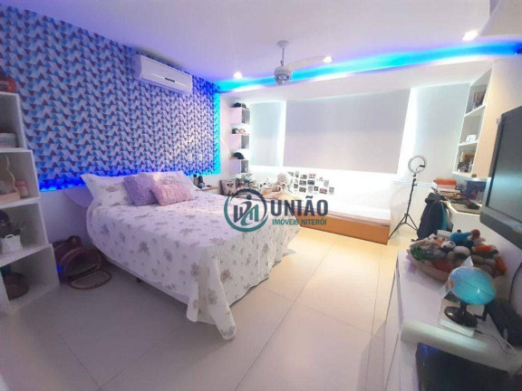 Imagem Casa com 3 Quartos à Venda, 285 m² em Camboinhas - Niterói