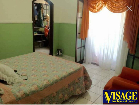 Imagem Sobrado com 2 Quartos à Venda,  em Jd. St. Marina - Jacareí