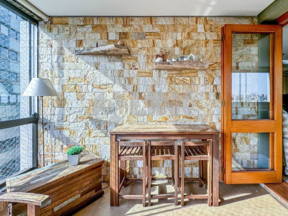 Imagem Apartamento com 3 Quartos à Venda, 117 m² em Petrópolis - Porto Alegre Imagem Apartamento com 3 Quartos à Venda, 117 m² em Petrópolis - Porto Alegre