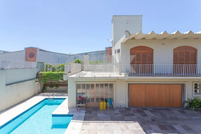 Imagem Casa com 4 Quartos à Venda, 449 m² em Jardim Itu - Porto Alegre