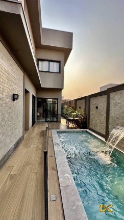 Imagem Casa de Condomínio com 3 Quartos à Venda, 232 m² em Condomínio Belvedere Ii - Cuiabá Imagem Casa de Condomínio com 3 Quartos à Venda, 232 m² em Condomínio Belvedere Ii - Cuiabá