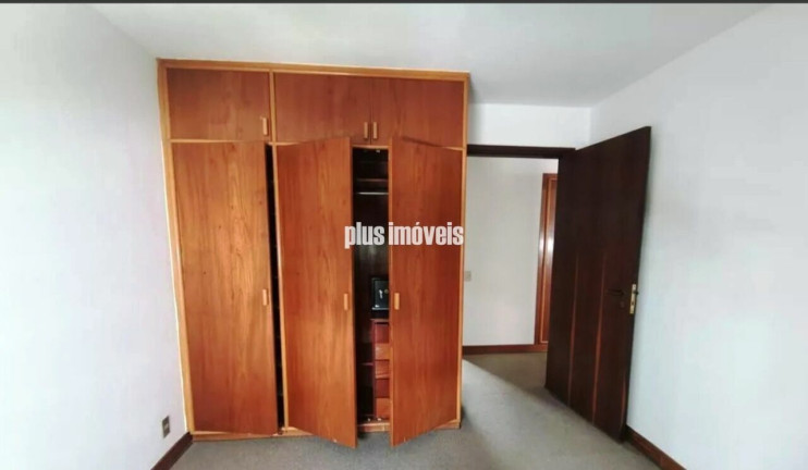 Imagem Apartamento com 3 Quartos à Venda, 157 m² em Real Parque - São Paulo Imagem Apartamento com 3 Quartos à Venda, 157 m² em Real Parque - São Paulo