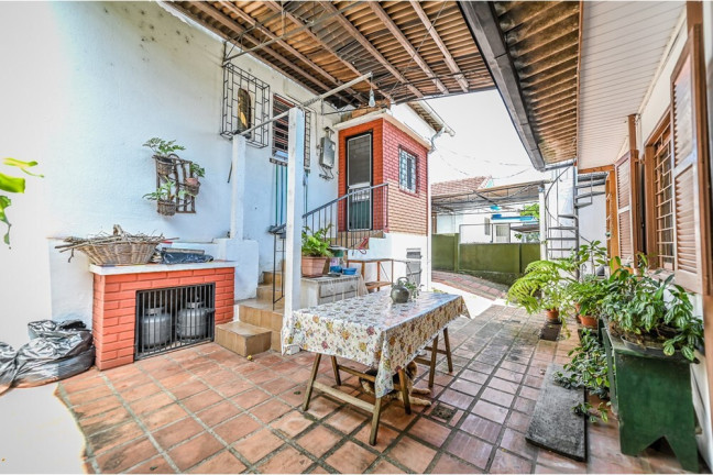 Imagem Casa com 4 Quartos à Venda, 140 m² em Santa Tereza - Porto Alegre Imagem Casa com 4 Quartos à Venda, 140 m² em Santa Tereza - Porto Alegre